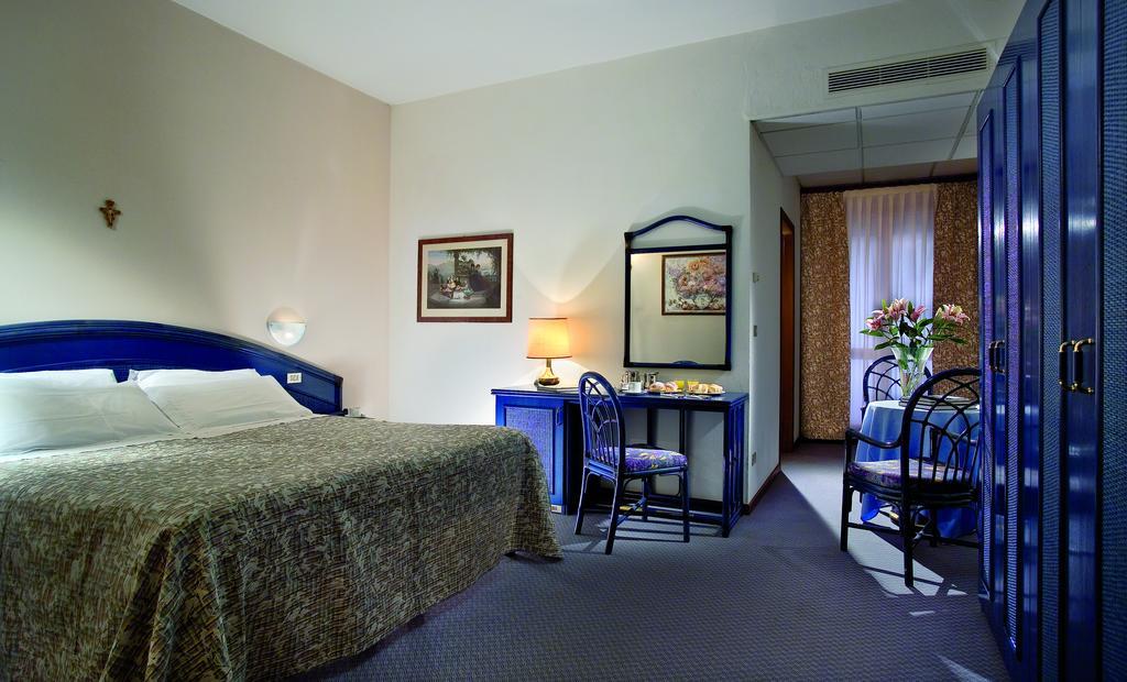 Hotel Terme Bologna Abano Terme Szoba fotó